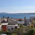 Apartment With Wifi - 12592 Crikvenica