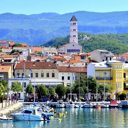 With A Parking Space - 12592 Crikvenica